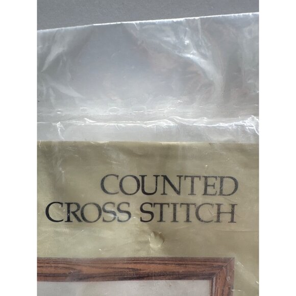 Teddy And Flowers Counted Cross Stitch Kit Charming Craft Project Country Cottag - Picture 3 of 6